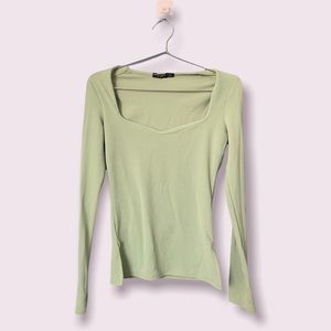 Green Sweetheart Neck Long Sleeve Shirt